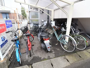 敷地内駐輪場　近場へのお出かけや出勤などにも使えてアクセスに便利です！