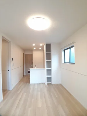 のマンスリーマンション・ウィークリーマンション「ＨａｓｈｉｍｏｔｏＢＡＳＥ　Ⅱ 201・洋室(No.1269586)」メイン画像