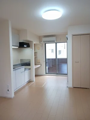 のマンスリーマンション・ウィークリーマンション「ルミナス名東　Ⅰ 101・洋室(No.1269677)」メイン画像