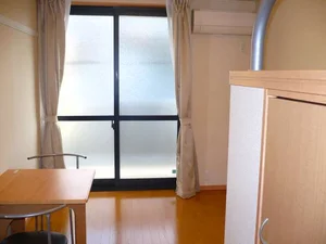 のマンスリーマンション・ウィークリーマンション「レオパレスアンフィールド 107(No.1269819)」メイン画像