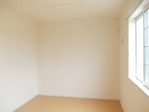 のマンスリーマンション・ウィークリーマンション「モアナガーデン 101・洋室(No.1269897)」メイン画像