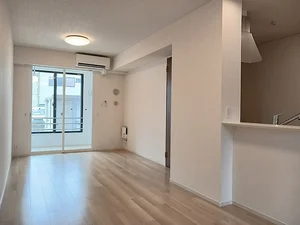 のマンスリーマンション・ウィークリーマンション「ヒカルサ甲府国母　サウス 103・洋室(No.1269994)」メイン画像