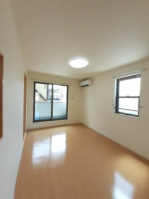 のマンスリーマンション・ウィークリーマンション「クラールｗａｔａｎａｂｅⅠ 203・洋室(No.1270180)」メイン画像