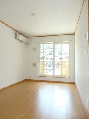 のマンスリーマンション・ウィークリーマンション「グッディ亀山Ａ 203・洋室(No.1270186)」メイン画像