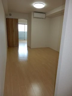 のマンスリーマンション・ウィークリーマンション「フェリーチェ・ヴィータ 1002・洋室(No.1270248)」メイン画像