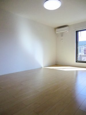 日向市のマンスリーマンション・ウィークリーマンション「グランガーデン　Ⅰ 202・LDK(No.1270249)」メイン画像