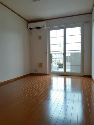 のマンスリーマンション・ウィークリーマンション「サンライズ・ヴィラ 102・洋室(No.1270270)」メイン画像