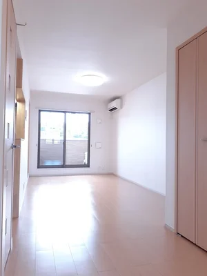 のマンスリーマンション・ウィークリーマンション「ラフレシールＢ 302・洋室(No.1270331)」メイン画像