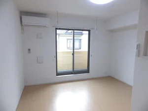 のマンスリーマンション・ウィークリーマンション「ハンガロア 201・洋室(No.1270374)」メイン画像