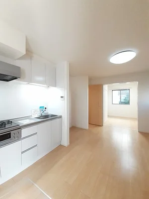 のマンスリーマンション・ウィークリーマンション「カーサ・グラシオッソ 102・洋室(No.1270475)」メイン画像