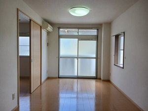 のマンスリーマンション・ウィークリーマンション「サザン・クロス 105・洋室(No.1270946)」メイン画像