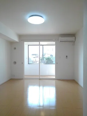 のマンスリーマンション・ウィークリーマンション「アンジュ　大久保 102・洋室(No.1270974)」メイン画像