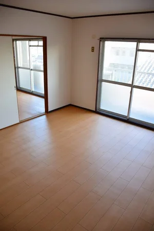 のマンスリーマンション・ウィークリーマンション「ブルージュ名和 302・洋室(No.1270984)」メイン画像