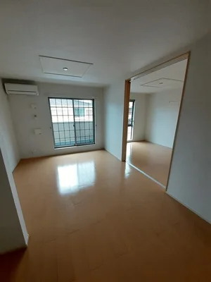 のマンスリーマンション・ウィークリーマンション「フォンテーヌ柏原Ⅱ 203・洋室(No.1271062)」メイン画像