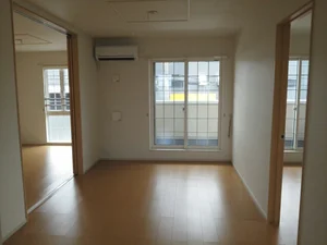 のマンスリーマンション・ウィークリーマンション「シャルパンティエ　Ⅲ 201・洋室(No.1271115)」メイン画像