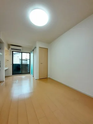 のマンスリーマンション・ウィークリーマンション「アルカンシエルＢ 102・洋室(No.1271174)」メイン画像