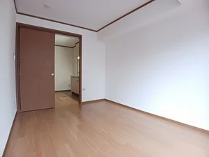 遠賀郡芦屋町のマンスリーマンション・ウィークリーマンション「サンパティークⅢ 102・洋室(No.1271196)」メイン画像