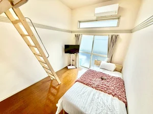 のマンスリーマンション・ウィークリーマンション「【三重県四日市市/近鉄四日市駅徒歩約9分/駐車場/無料Wi-Fi】】ルーチェ九の城 1K(No.1271238)」メイン画像