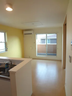 のマンスリーマンション・ウィークリーマンション「リ・ヴェステス　アニュー 203・洋室(No.1271286)」メイン画像