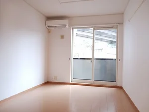 のマンスリーマンション・ウィークリーマンション「エレガンテ・サカエ 102・洋室(No.1271423)」メイン画像