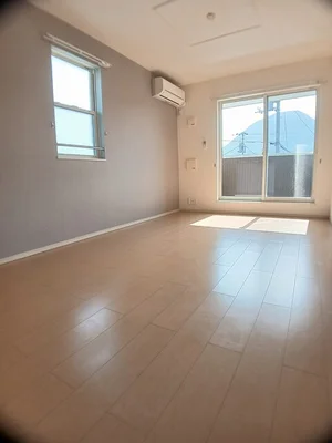 のマンスリーマンション・ウィークリーマンション「ＪａｄｅＨｏｕｓｅ　Ｂ 204・洋室(No.1271565)」メイン画像