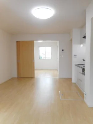 伊予三島駅（愛媛県）のマンスリーマンション・ウィークリーマンション「フロイデ　ＫＡＮＡＧＥＮ三島１ 101・洋室(No.1271603)」メイン画像