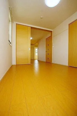 のマンスリーマンション・ウィークリーマンション「ル・シエル 203・洋室(No.1271679)」メイン画像