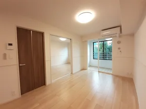 のマンスリーマンション・ウィークリーマンション「ラ・オハナ・エコル 204・洋室(No.1272035)」メイン画像