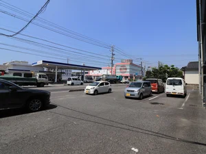 敷地内駐車場　車移動される方にもおすすめな物件！