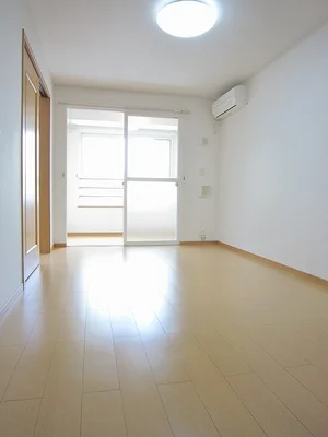 のマンスリーマンション・ウィークリーマンション「アドリアーノ 202・洋室(No.1272062)」メイン画像