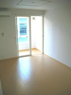 南富山駅（富山県）・南富山駅前駅（富山県）のマンスリーマンション・ウィークリーマンション「サウス　スプリング 104・洋室(No.1272066)」メイン画像