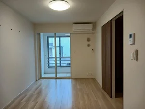 のマンスリーマンション・ウィークリーマンション「コジー　ホーム　ノース　二の宮 103・洋室(No.1272095)」メイン画像