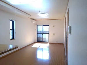 のマンスリーマンション・ウィークリーマンション「Ｄｉａ　Ｃｒａｎｅ 103・洋室(No.1272103)」メイン画像