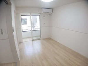 のマンスリーマンション・ウィークリーマンション「ローズガーデンＡ 102・洋室(No.1272117)」メイン画像