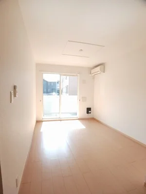 のマンスリーマンション・ウィークリーマンション「ウィステリア　ガーデン　Ｂ 103・洋室(No.1272299)」メイン画像