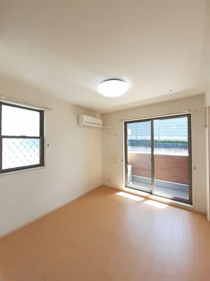 のマンスリーマンション・ウィークリーマンション「ラッフィナートⅡ 101・洋室(No.1272416)」メイン画像