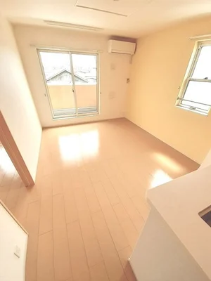 のマンスリーマンション・ウィークリーマンション「Ｗ・クイーンバリー　Ａ 201・洋室(No.1272443)」メイン画像