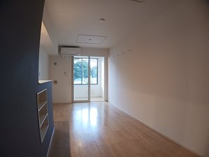のマンスリーマンション・ウィークリーマンション「ブライトレーヴⅢ 102・洋室(No.1272445)」メイン画像