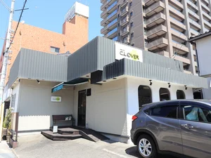 ヘアーサロン　クローバー