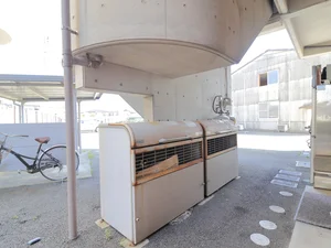 敷地内ゴミ捨て場ありで　朝の忙しい時間帯に便利です！