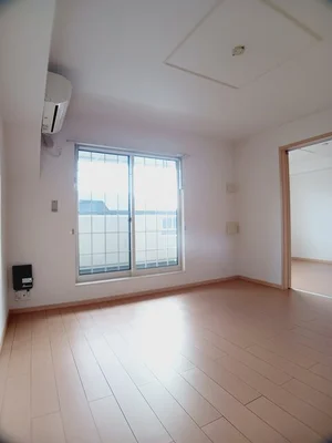 のマンスリーマンション・ウィークリーマンション「ラ・アルカンシエル 203・洋室(No.1272493)」メイン画像