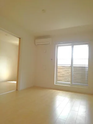 日田市のマンスリーマンション・ウィークリーマンション「ラ・カーザ　ドルチェ　Ⅰ 201・洋室(No.1272585)」メイン画像