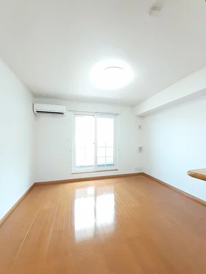 徳島市のマンスリーマンション・ウィークリーマンション「ブライトガーデン　Ａ 202・洋室(No.1272601)」メイン画像