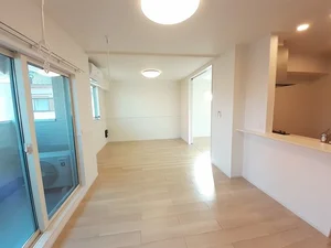 泉大津市のマンスリーマンション・ウィークリーマンション「ＳＷＩＳＳ　ＣＯＴＴＡＧＥ 201・洋室(No.1272651)」メイン画像