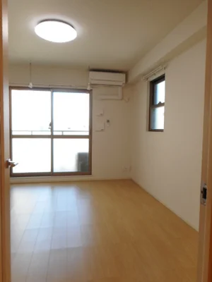 のマンスリーマンション・ウィークリーマンション「ノイグランツＤ 405・洋室(No.1272658)」メイン画像