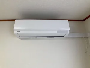 エアコン（夏季のみ使用可）