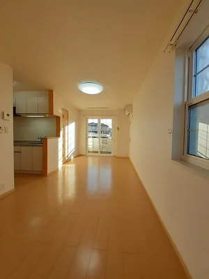 のマンスリーマンション・ウィークリーマンション「ソレアードカーサ 101・洋室(No.1272845)」メイン画像