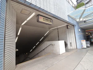 地下鉄　千代県庁駅