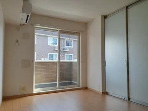 山梨県のマンスリーマンション・ウィークリーマンション「シャルマン　オーブ 102・洋室(No.1272986)」メイン画像