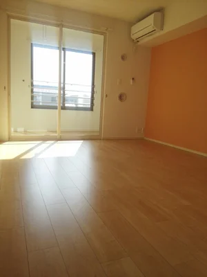 のマンスリーマンション・ウィークリーマンション「エセックス　レジーナ　Ⅰ 202・洋室(No.1273082)」メイン画像